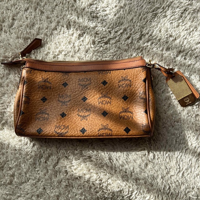 MCM(エムシーエム)のMCM チェーンバッグ レディースのバッグ(ショルダーバッグ)の商品写真