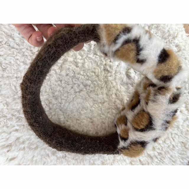 レオパード柄　豹柄の耳あて イヤーマフラー レディースのファッション小物(イヤーマフ)の商品写真