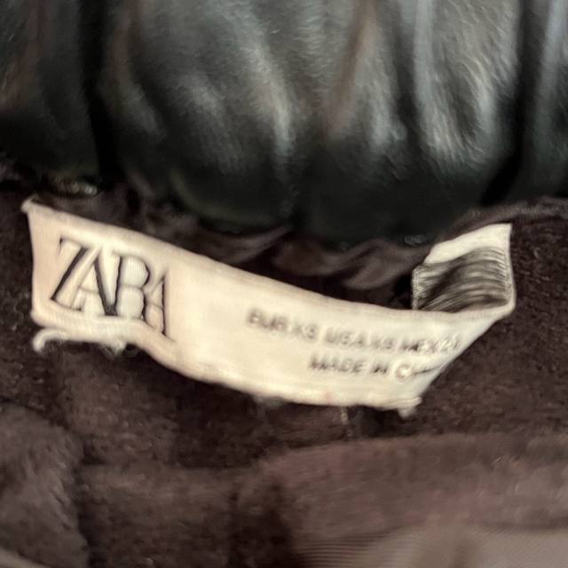 ZARA - ZARA フェイクレザーパンツの通販 by popo®️|ザラなら ZARA - ZARA フェイクレザーパンツの通販 by popo®️|ザラなら