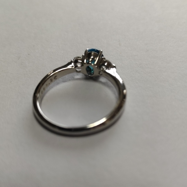 新品☆パライバトルマリン0.63ct  Pt900　ダイヤ0.25ct レディースのアクセサリー(リング(指輪))の商品写真