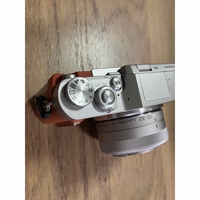 ※ジャンク※ ミラーレス一眼カメラ ルミックス DC-GF10W-D