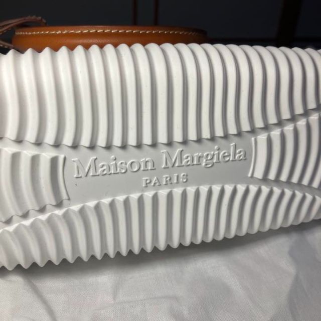 Maison Martin Margiela(マルタンマルジェラ)のMaison Margiela メゾンマルジェラ 5AC mini ホワイト レディースのバッグ(ショルダーバッグ)の商品写真