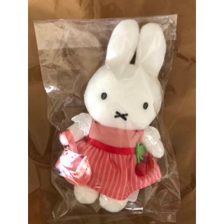 ミッフィーzakka チェリードレスマスコット　即購入可(キャラクターグッズ)