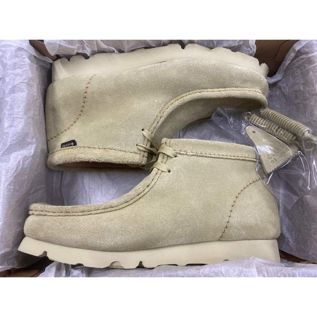 Clarks(クラークス)のClarks × BEAMS 別注 Wallabee Boot GORE-TEX メンズの靴/シューズ(ブーツ)の商品写真