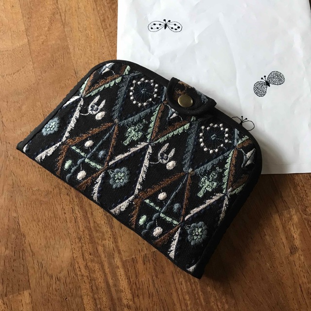 ミナペルホネン カドルパース 財布 forest diamond 完売のイエロー