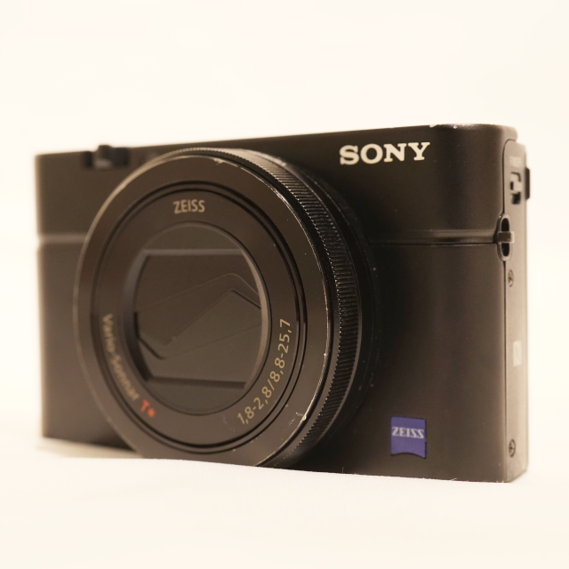 SONY(ソニー)のSONY DSC-RX100M3 1インチ 高級コンデジ スマホ/家電/カメラのカメラ(コンパクトデジタルカメラ)の商品写真