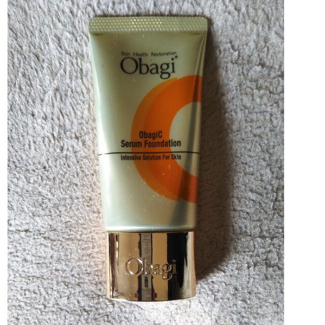 Obagi(オバジ)のオバジC セラムファンデーション　オークル10 コスメ/美容のベースメイク/化粧品(ファンデーション)の商品写真