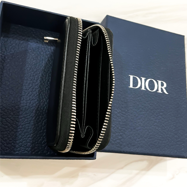 DIOR コンパクト財布 5