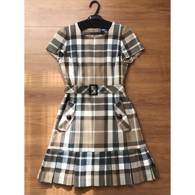 BURBERRY BLUE LABEL(バーバリーブルーレーベル)の新品★BURBERRY BLUE LABELチェックプリーツワンピース★36 レディースのワンピース(ミニワンピース)の商品写真