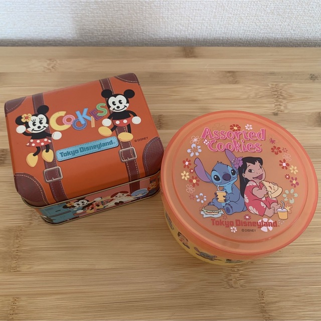 Disney(ディズニー)のディズニー　お菓子箱 インテリア/住まい/日用品のインテリア小物(小物入れ)の商品写真