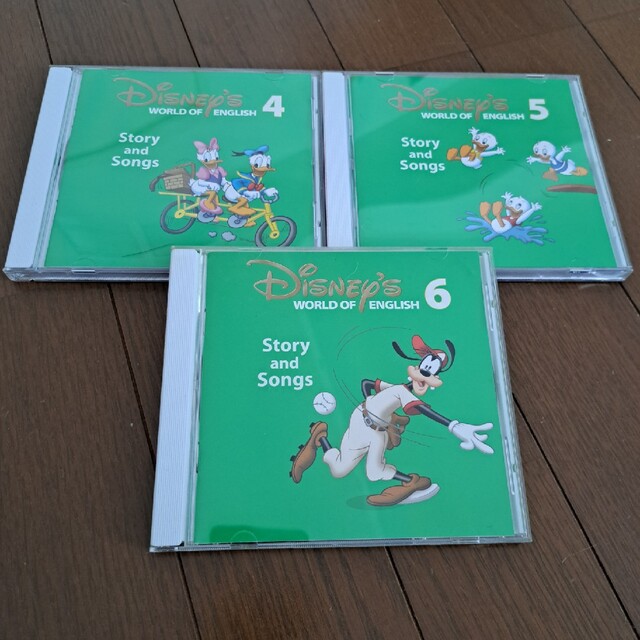 Disney(ディズニー)のﾃﾞｨｽﾞﾆｰ英語ｼｽﾃﾑ　Story and Songs 4～6 エンタメ/ホビーのCD(キッズ/ファミリー)の商品写真