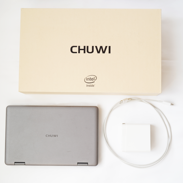 CHUWI MiniBook 8インチUMPC N4100 スマホ/家電/カメラのPC/タブレット(ノートPC)の商品写真