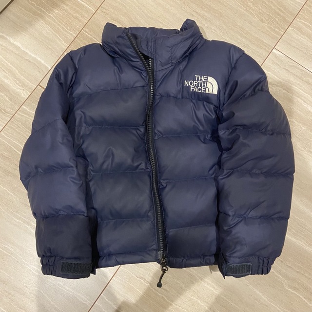 THE NORTH FACE(ザノースフェイス)のノースフェイス　キッズ　ダウン　100 キッズ/ベビー/マタニティのキッズ服男の子用(90cm~)(ジャケット/上着)の商品写真