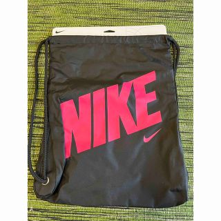 ナイキ(NIKE)のNIKE ナイキ キッズ ナップサック サイズ１２Ｌ(レッスンバッグ)