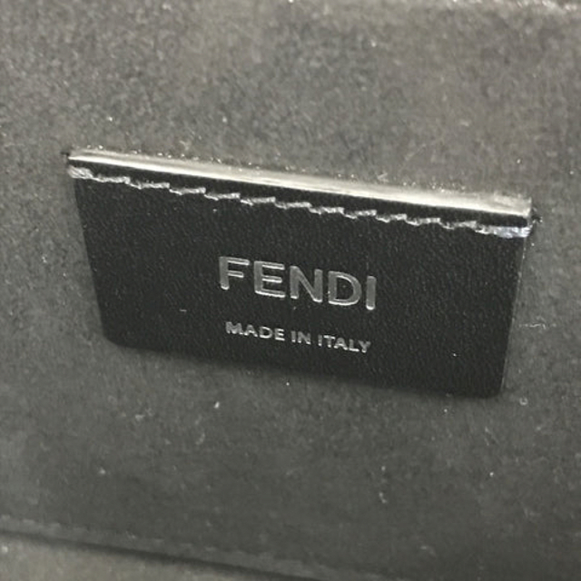 FENDI(フェンディ)の新品！ フェンディ ボックス バッグ ヴィトン バレンシアガ ロエベ 財布 メンズのバッグ(ショルダーバッグ)の商品写真