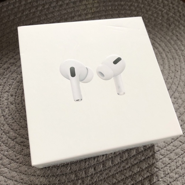 APPLE AirPods Pro ノイズキャンセリング付完全ワイヤレスイヤホン