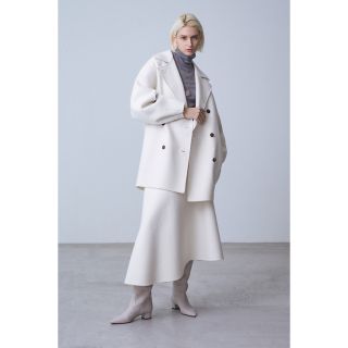 美品 ebure リュクスビーバー フーデットショートコート ロン