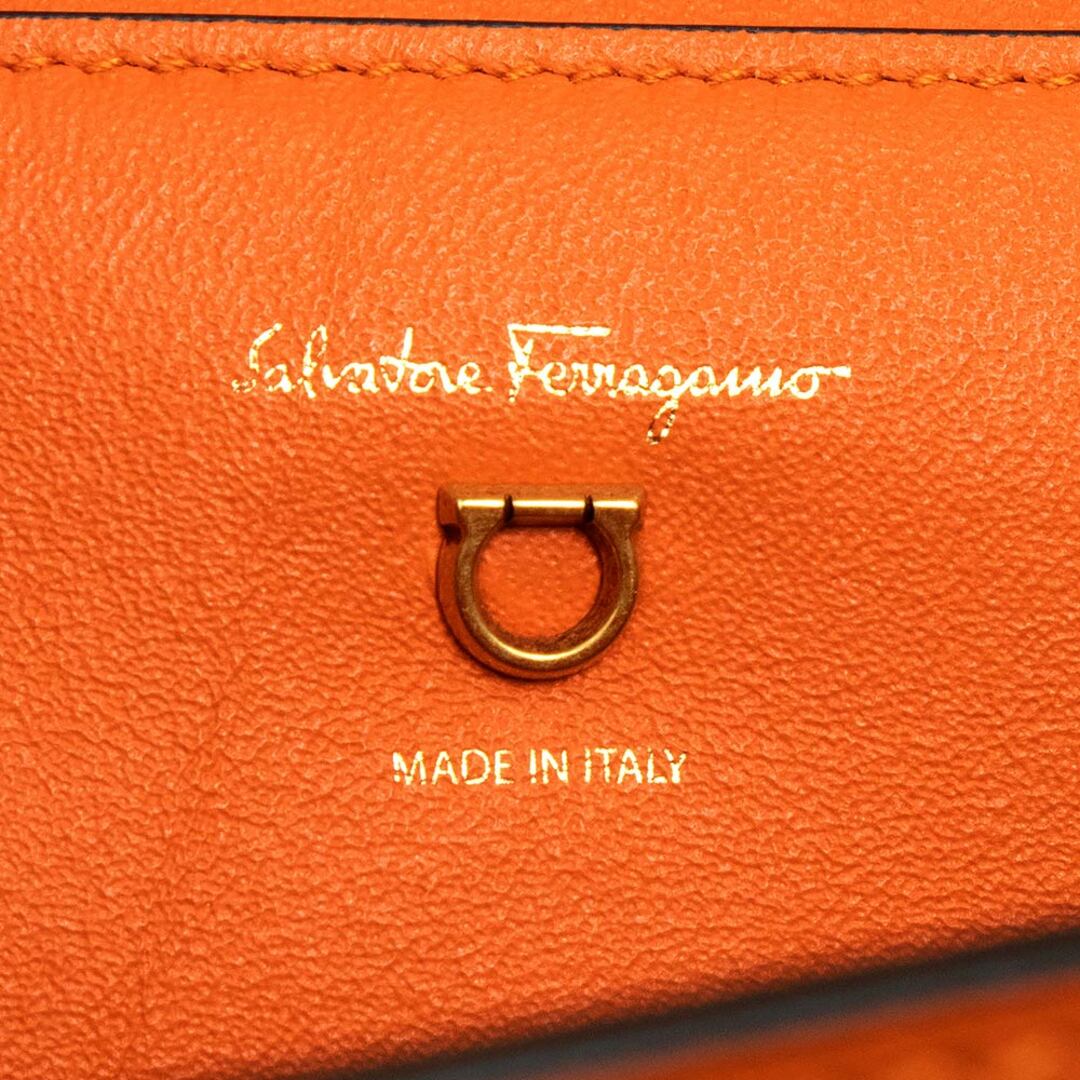 Salvatore Ferragamo - サルヴァトーレフェラガモ トリフォリオ トップ