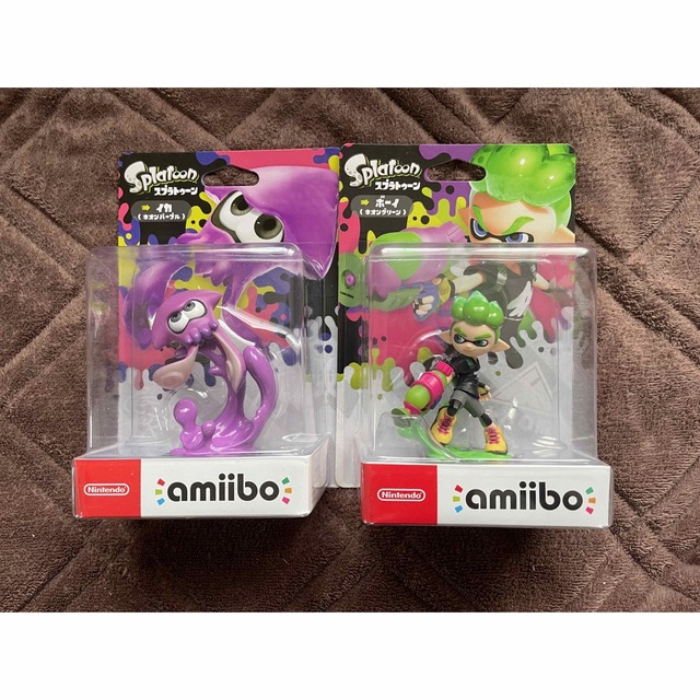 amiibo ボーイ(ネオングリーン)とイカ(ネオンパープル) エンタメ/ホビーのフィギュア(ゲームキャラクター)の商品写真