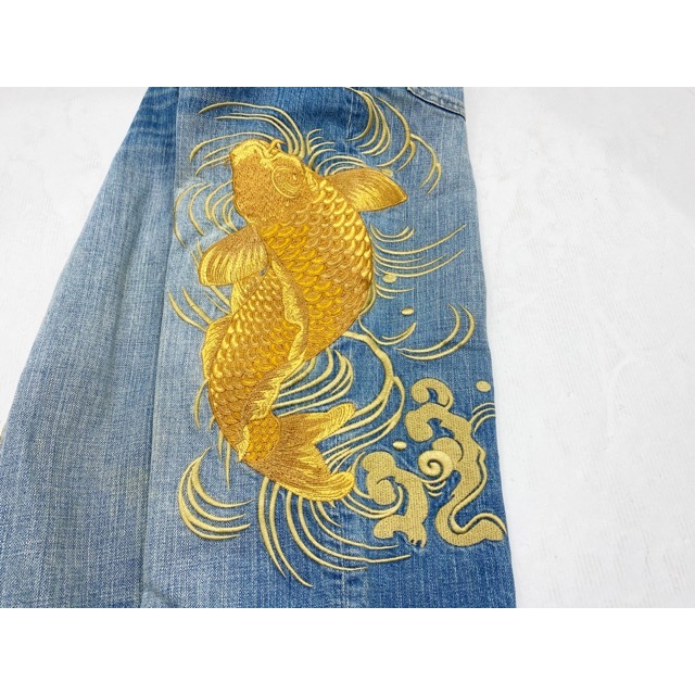 絡繰魂(カラクリダマシイ)鯉刺繍 ダメージ加工 デニムパンツ【中古】【007】 メンズのパンツ(デニム/ジーンズ)の商品写真