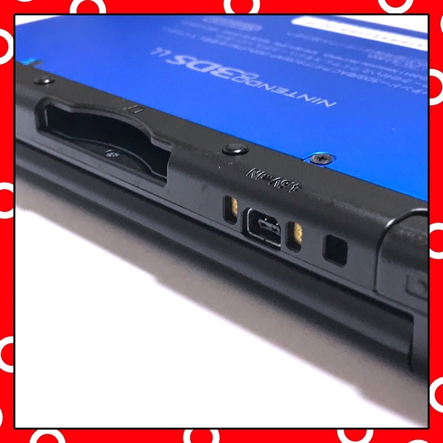【中古】ニンテンドー  3DS LL  エンタメ/ホビーのゲームソフト/ゲーム機本体(携帯用ゲーム機本体)の商品写真
