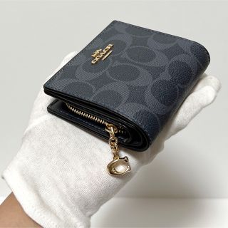 COACHほぼ美品✨COACH コーチ✨財布 二つ折り財布 シグネチャー