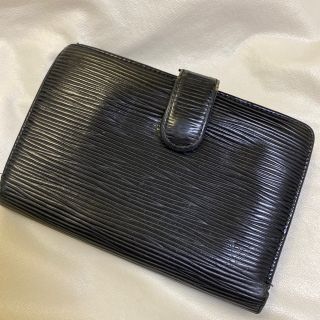 ルイヴィトン(LOUIS VUITTON)のルイヴィトンVUITTONエピ財布 CHANEL GUCCI PRADA(財布)