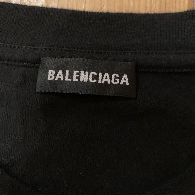 Balenciaga(バレンシアガ)のバレンシアガ　ロンT balenciaga トップス　4y キッズ/ベビー/マタニティのキッズ服男の子用(90cm~)(Tシャツ/カットソー)の商品写真