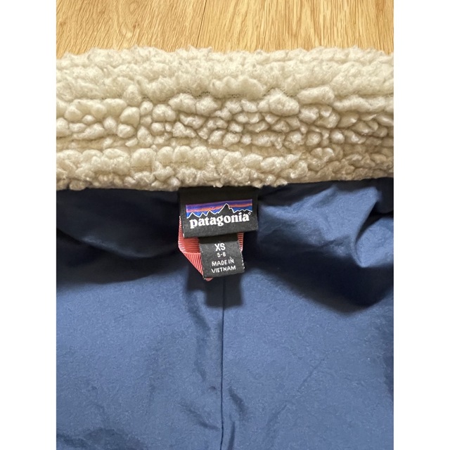 patagonia(パタゴニア)のパタゴニア　レトロX キッズ　XS  キッズ/ベビー/マタニティのキッズ服女の子用(90cm~)(ジャケット/上着)の商品写真