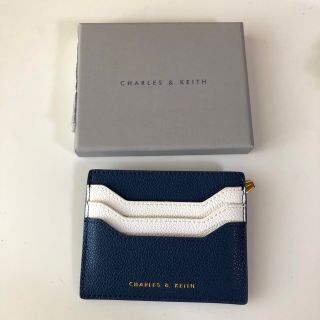 チャールズアンドキース(Charles and Keith)のチャールズアンドキース　カードケース　チャルキー　財布(名刺入れ/定期入れ)