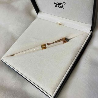 モンブラン(MONTBLANC)のモンブラン  ダイヤ入り万年筆　限定品　エトワール ド モンブラン サンド(ペン/マーカー)