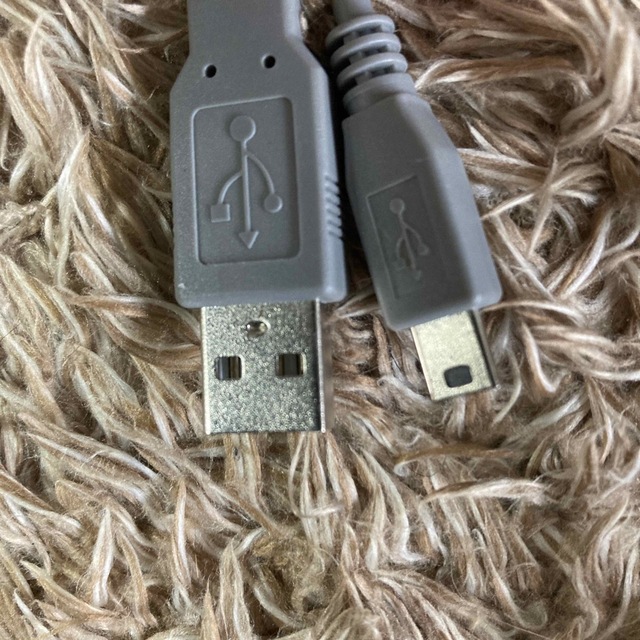 USBケーブル　2本　 スマホ/家電/カメラのスマホアクセサリー(その他)の商品写真