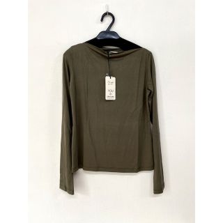 ユナイテッドアローズ(UNITED ARROWS)の新品未使用　オフネックトップス　ストレッチカットソー　カーキロンT インポート(カットソー(長袖/七分))