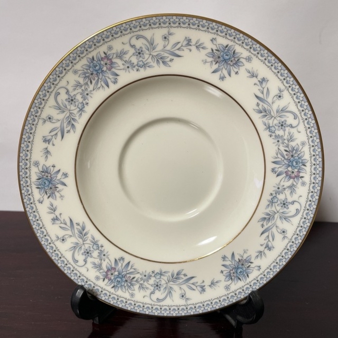 Noritake(ノリタケ)の お値下げ❗️Noritake  NittoRoyal ニットーロイヤル  2枚 インテリア/住まい/日用品のキッチン/食器(食器)の商品写真