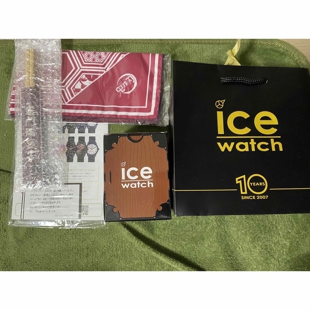 ice watch(アイスウォッチ)のSwitch★ICE Watch★竈門禰󠄀豆子 エンタメ/ホビーのおもちゃ/ぬいぐるみ(キャラクターグッズ)の商品写真