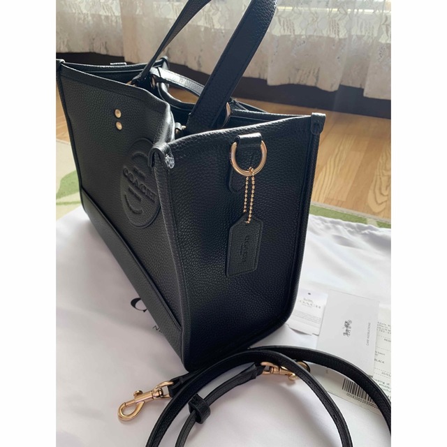 新品未使用 COACH 2wayハンドバッグ デンプシーキャリーオール 新品未使用 COACH 2wayハンドバッグ デンプシーキャリーオール