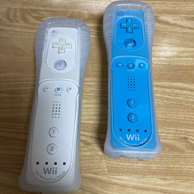 Wii WiiU用 リモコンプラスセット ホワイト ブルー 二個 | フリマアプリ ラクマ