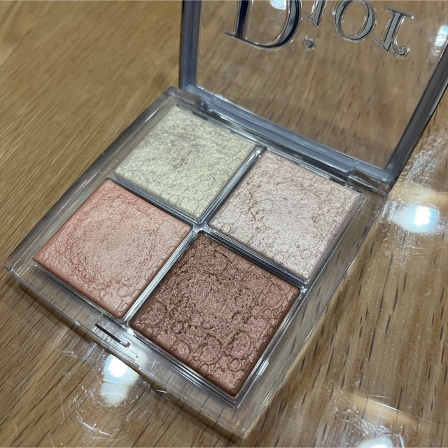 Christian Dior(クリスチャンディオール)のディオール　フェイスグロウパレット　002 グリッツ コスメ/美容のベースメイク/化粧品(フェイスカラー)の商品写真