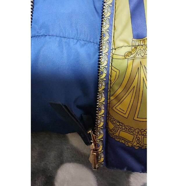 エミリオプッチ ダウン 未使用✨ベスト EMILIO PUCCI 高級