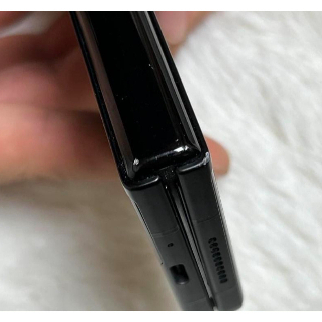 Galaxy Z Fold 3 ブラック　512g スマホ/家電/カメラのスマートフォン/携帯電話(スマートフォン本体)の商品写真