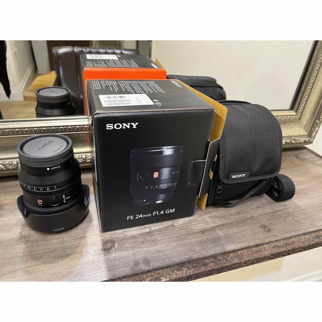 SONY(ソニー)のSONY FE 24F1.4 GM スマホ/家電/カメラのカメラ(レンズ(単焦点))の商品写真