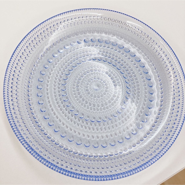 iittala(イッタラ)の美品 イッタラ カステへルミ アクア 2枚 17cm iittala ブルー インテリア/住まい/日用品のキッチン/食器(食器)の商品写真