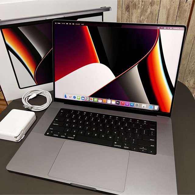 Mac (Apple)(マック)のMacBook Pro m1 Pro 2021 16インチ 1TB  スマホ/家電/カメラのPC/タブレット(ノートPC)の商品写真