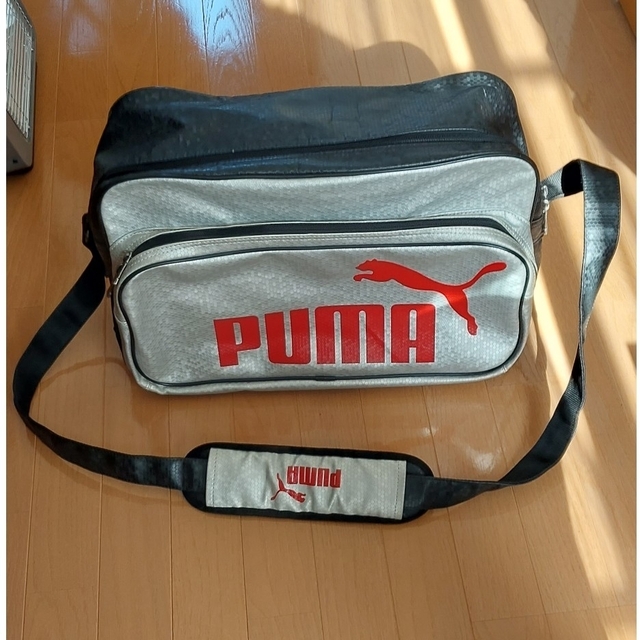 PUMA(プーマ)の【中古】PUMA スポーツバック スポーツ/アウトドアのスポーツ/アウトドア その他(その他)の商品写真