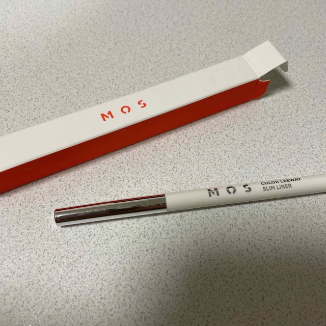 MOS COLOR LEEWAY SLIM LINER コスメ/美容のベースメイク/化粧品(アイライナー)の商品写真