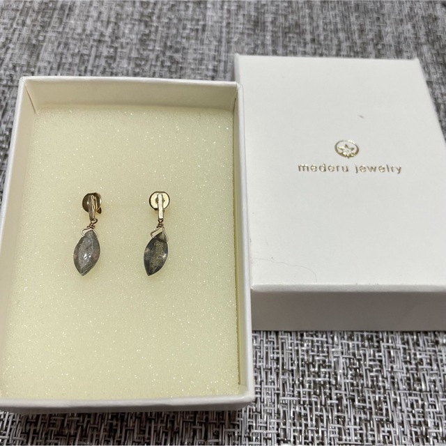 メデルジュエリー mederu jewelry ダイヤピアス 一点もの-