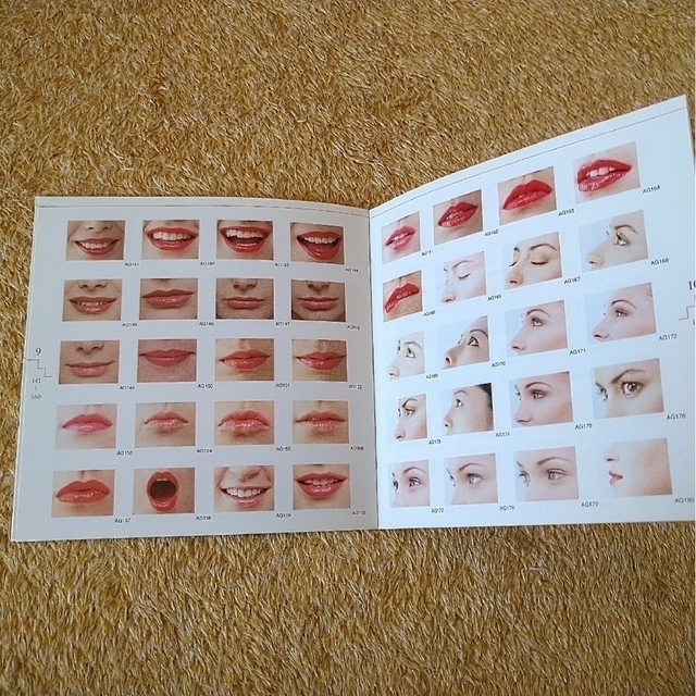 【CD】【美品】素材辞典Vol.32 〈目・唇・ヌード編〉 エンタメ/ホビーのアート用品(その他)の商品写真
