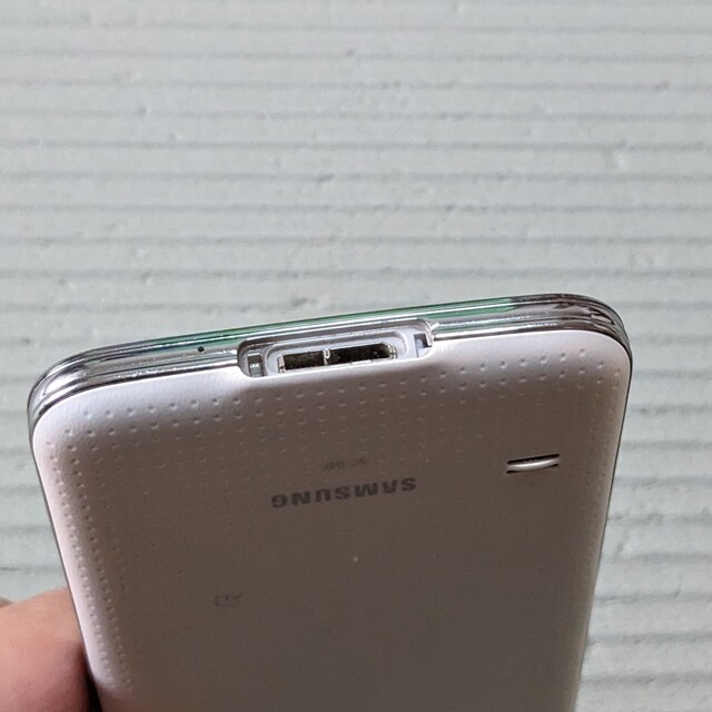 SAMSUNG(サムスン)のDOCOMO　GALAXYS5 SC04F　★スマートフォンの出品★ スマホ/家電/カメラのスマートフォン/携帯電話(携帯電話本体)の商品写真