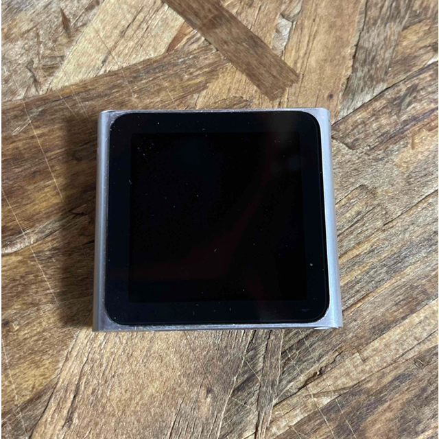 iPod(アイポッド)のiPod nano 本体のみ スマホ/家電/カメラのオーディオ機器(ポータブルプレーヤー)の商品写真