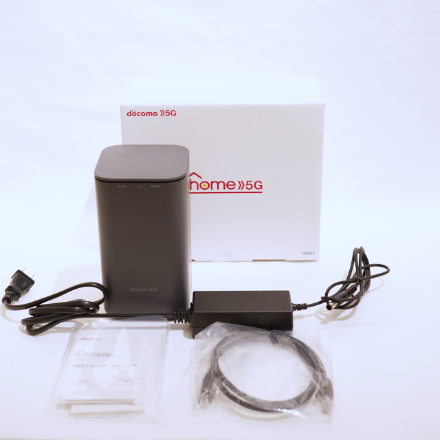 docomo Home 5G HR01 SIMフリー Wi-Fiルーター スマホ/家電/カメラのPC/タブレット(PC周辺機器)の商品写真